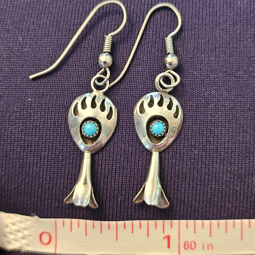 Vintage Sterling Silver and Turquoise Bear Paw Earrings - Picture 6 of 6